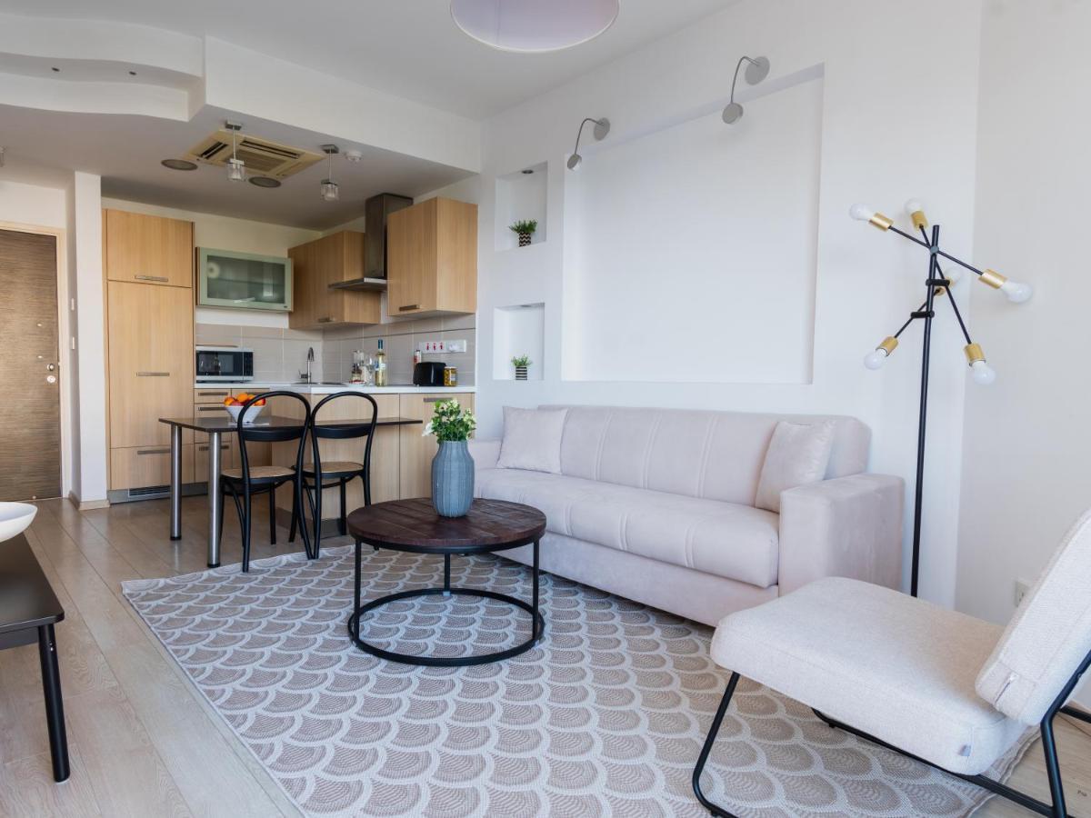 Sanders Ermitage On The Beach - Delightful 1-Bedroom Apartment With Sea View Limassol Eksteriør billede